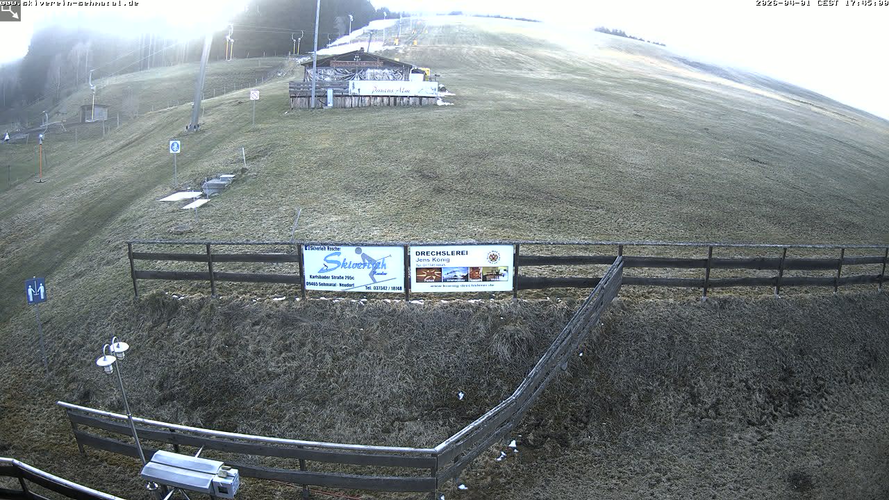 aktuelle Sicht auf den Skihang